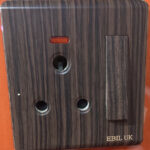 Fashion Wooden Brushed EBIL UK Wall Sockets Single Double USB Outlets with Switch Universal Outlets with 2.1A USB