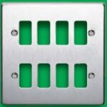 Crabtree 6578/SC Frontplate 8Gang