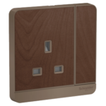 AvatarOn, switched socket, 3P, 13 A, 250 V, Wood E8315_WD