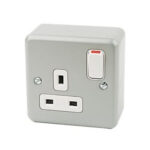 electrical 13A 1-Gang Switched Plug Socket Metal-Clad